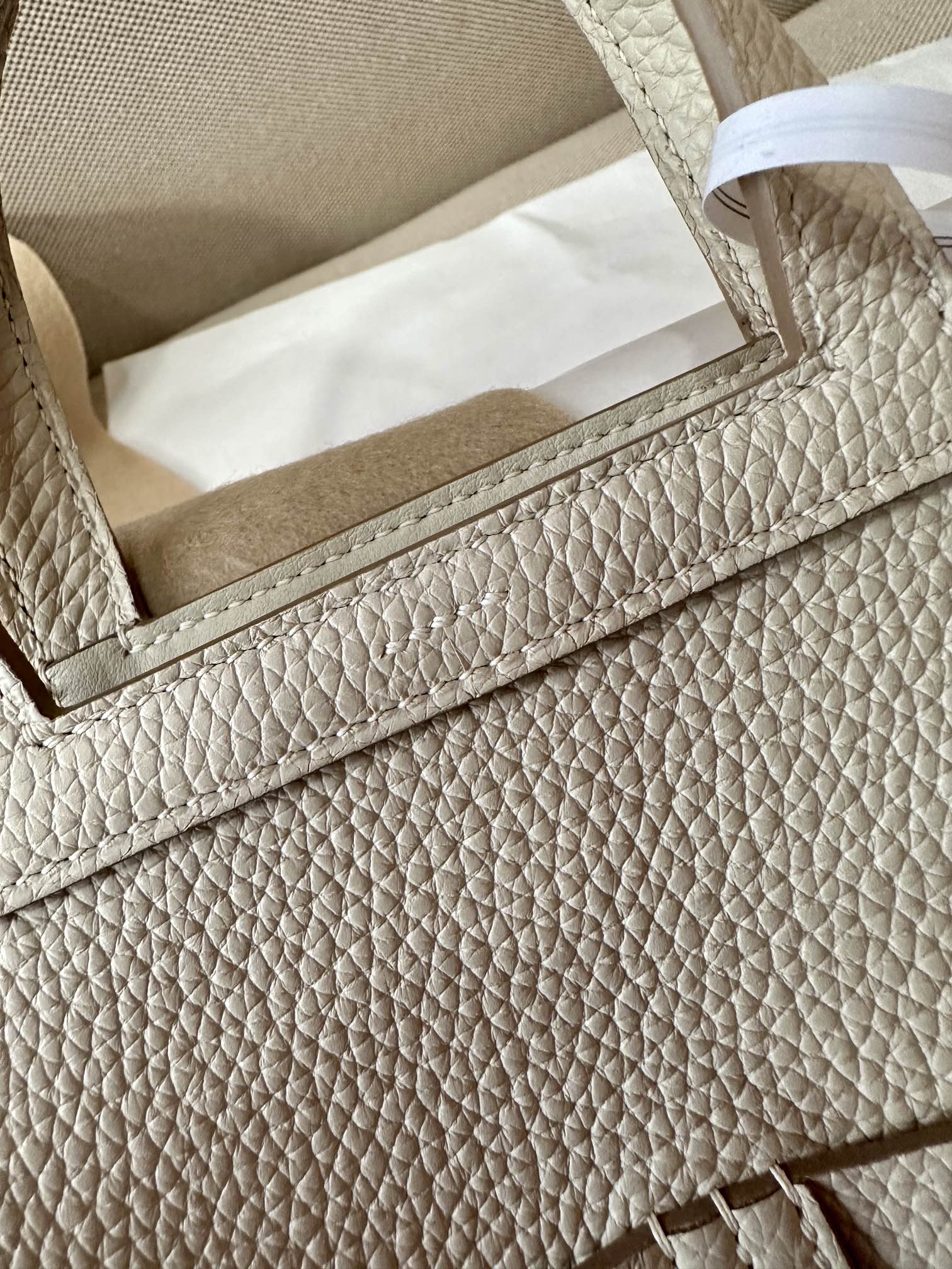 Replica Hermès Halzan White - premium superclone handbag